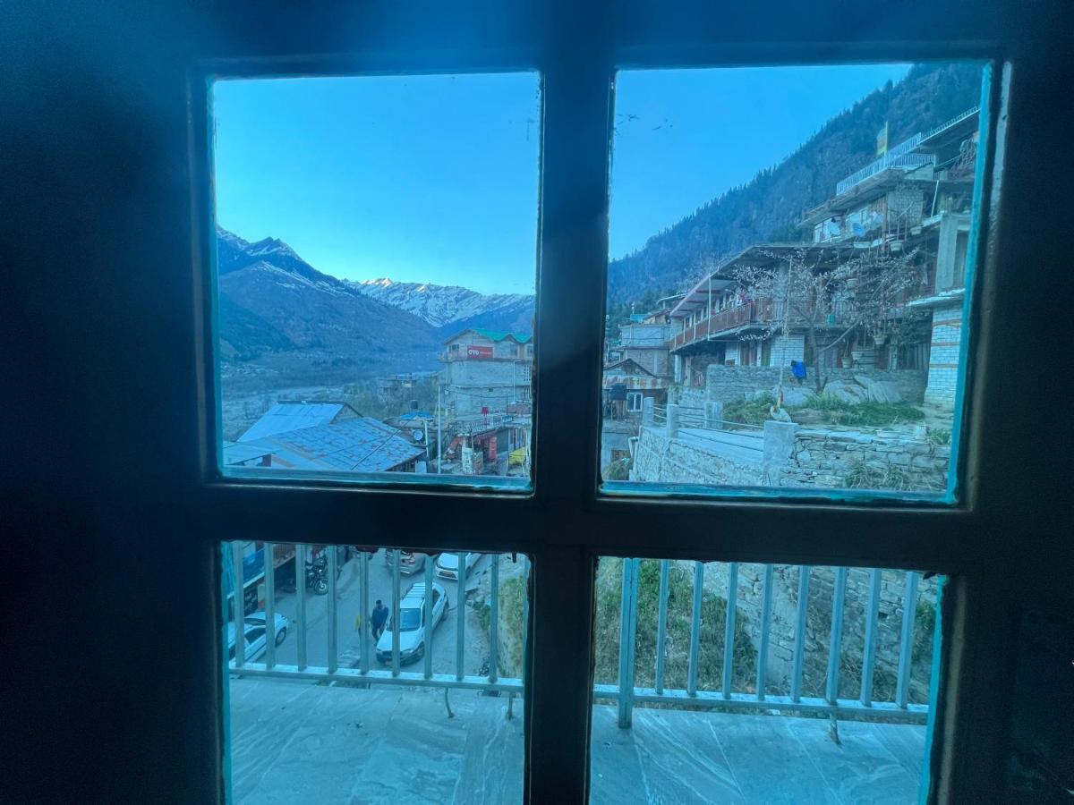 Хостел The Vagabond Manali Екстер'єр фото